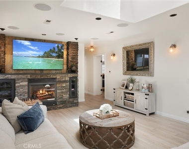 142 Liberty - Photo Thumbnail 5