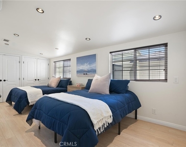 142 Liberty - Photo Thumbnail 16