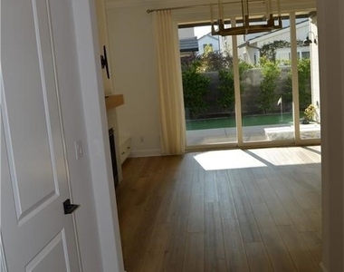 127 Medano Street - Photo Thumbnail 2