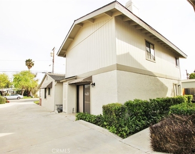 2383 Carlton Place - Photo Thumbnail 4
