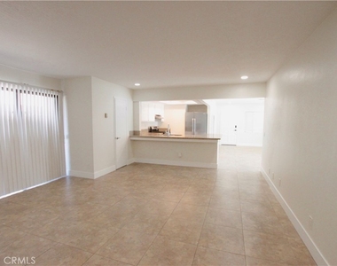 2383 Carlton Place - Photo Thumbnail 18