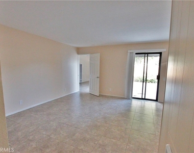 2383 Carlton Place - Photo Thumbnail 14