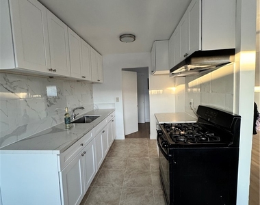 1333 W Walnut - Photo Thumbnail 13