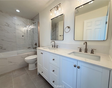 230 Lille Lane - Photo Thumbnail 10