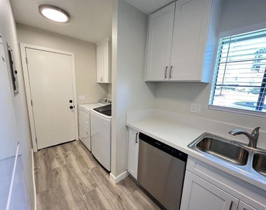 1624 Grandon Avenue - Photo Thumbnail 26