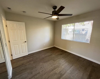 1624 Grandon Avenue - Photo Thumbnail 13