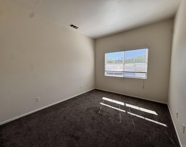 29714 Canyon Wash Court - Photo Thumbnail 17