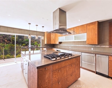 3858 Alta Mesa - Photo Thumbnail 7