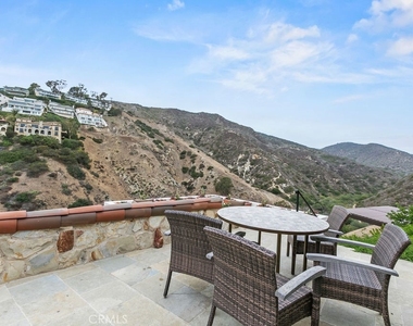 345 Emerald Bay - Photo Thumbnail 37