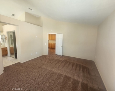 13272 Berkeley Lane - Photo Thumbnail 17