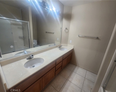 13272 Berkeley Lane - Photo Thumbnail 14