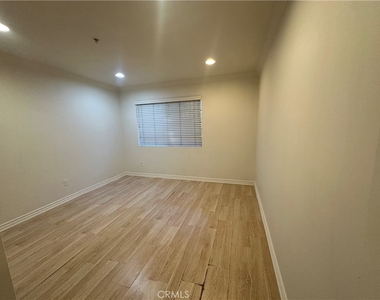 9356 19th Street - Photo Thumbnail 16