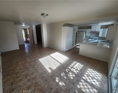 15071 Arlette Drive - Photo Thumbnail 5