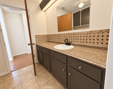 11254 Bellaire Street - Photo Thumbnail 7