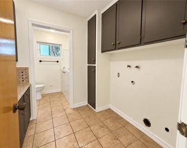 11254 Bellaire Street - Photo Thumbnail 9