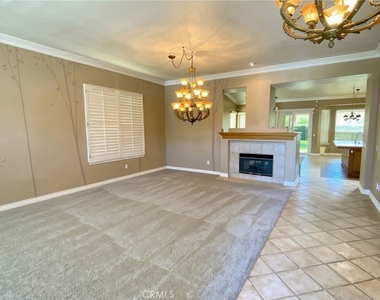 810 Clear Springs Drive - Photo Thumbnail 2