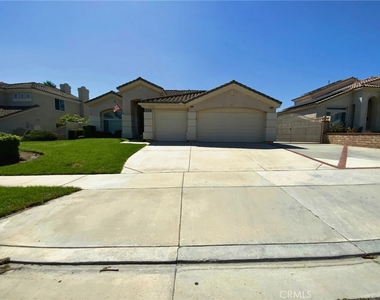 810 Clear Springs Drive - Photo Thumbnail 26