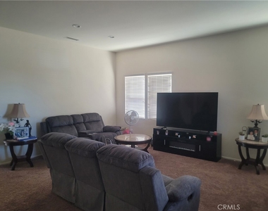 13973 Camino Lindo Street - Photo Thumbnail 3