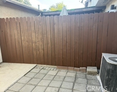 775 Hampshire Lane - Photo Thumbnail 22