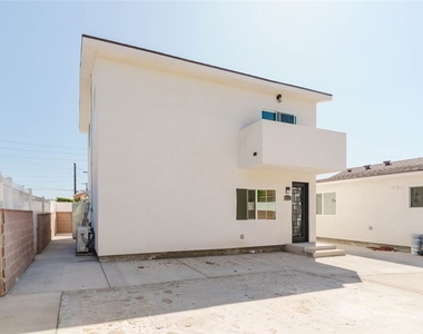 8312 Canterbury Avenue - Photo Thumbnail 15