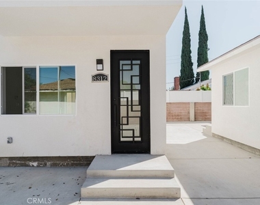 8312 Canterbury Avenue - Photo Thumbnail 16