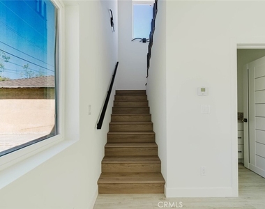 8312 Canterbury Avenue - Photo Thumbnail 7