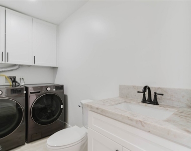 8310 Canterbury Avenue - Photo Thumbnail 11
