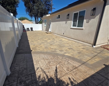 906 Estelle Avenue - Photo Thumbnail 2