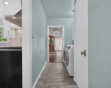 900 E Mountain - Photo Thumbnail 24