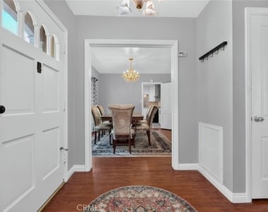 900 E Mountain - Photo Thumbnail 8