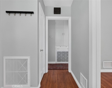 900 E Mountain - Photo Thumbnail 14
