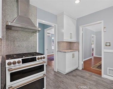 900 E Mountain - Photo Thumbnail 13