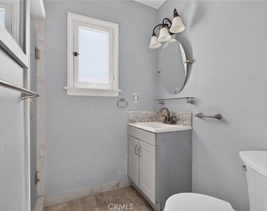 900 E Mountain - Photo Thumbnail 25