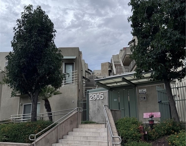 2905 Montrose Ave - Photo Thumbnail 29