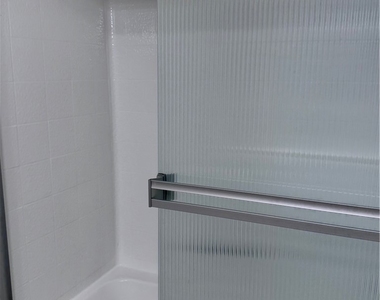 2905 Montrose Ave - Photo Thumbnail 19