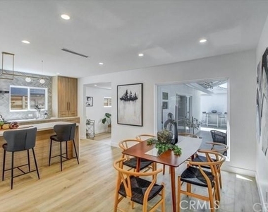 10811 Floralita Avenue - Photo Thumbnail 6