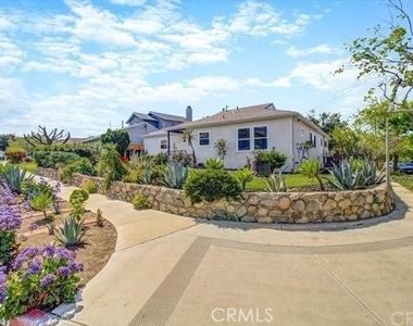 10811 Floralita Avenue - Photo Thumbnail 35