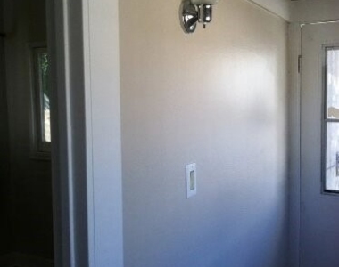 1348 W 22nd - Photo Thumbnail 2
