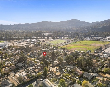 2083 Parnell Way - Photo Thumbnail 36