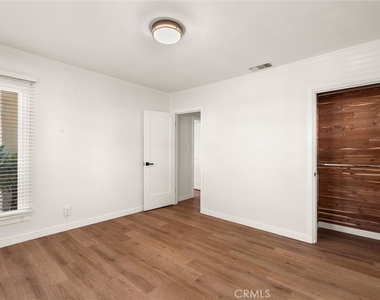 2083 Parnell Way - Photo Thumbnail 20