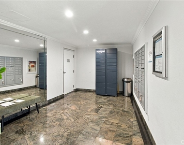 14115 Moorpark - Photo Thumbnail 22