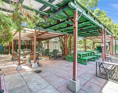6217 Farmdale Avenue - Photo Thumbnail 19