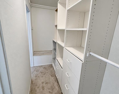 651 Moraga Rd - Photo Thumbnail 5
