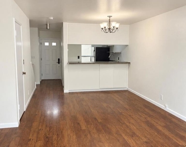 651 Moraga Rd - Photo Thumbnail 2