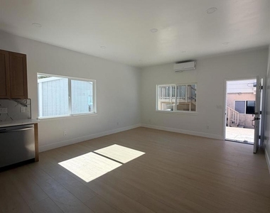 22639 6th St - Photo Thumbnail 9
