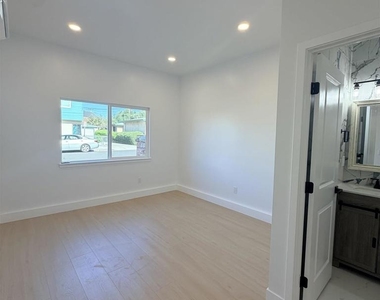 22639 6th St - Photo Thumbnail 26