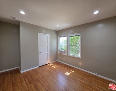 1430 Franklin Street - Photo Thumbnail 16