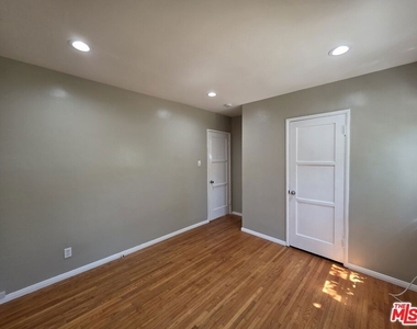 1430 Franklin Street - Photo Thumbnail 14