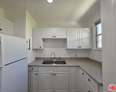 1430 Franklin Street - Photo Thumbnail 10