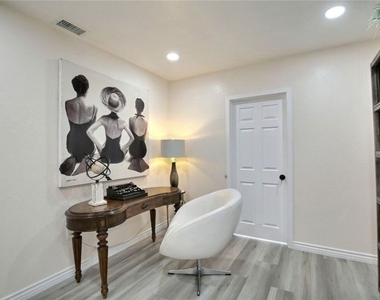4014 Verdugo View Drive - Photo Thumbnail 3
